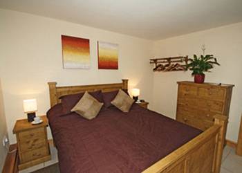 Cuckoo Well Lodge price range is 283 - &pound 566
