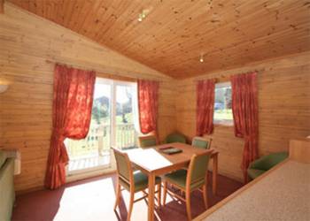 Buzzard Lodge sleeps 4