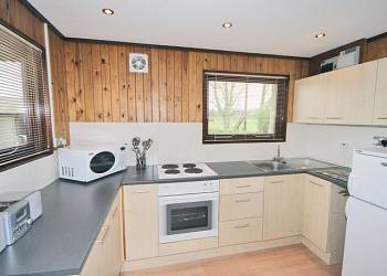 Robin Lodge sleeps 4