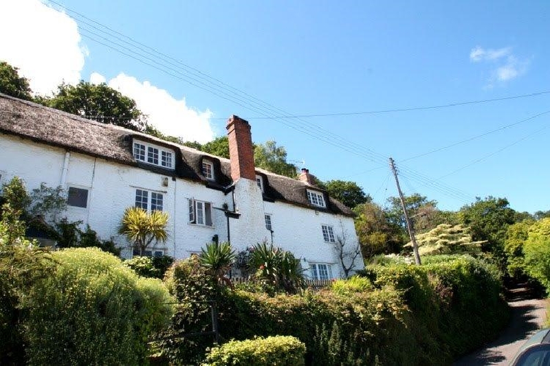 Somerset Cottage Holidays - Click here for more about The Crows Nest