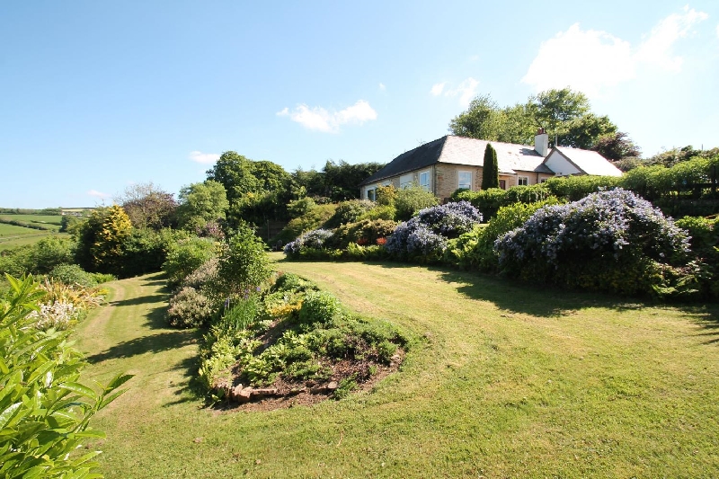 Somerset Cottage Holidays - Click here for more about Raleigh Lodge