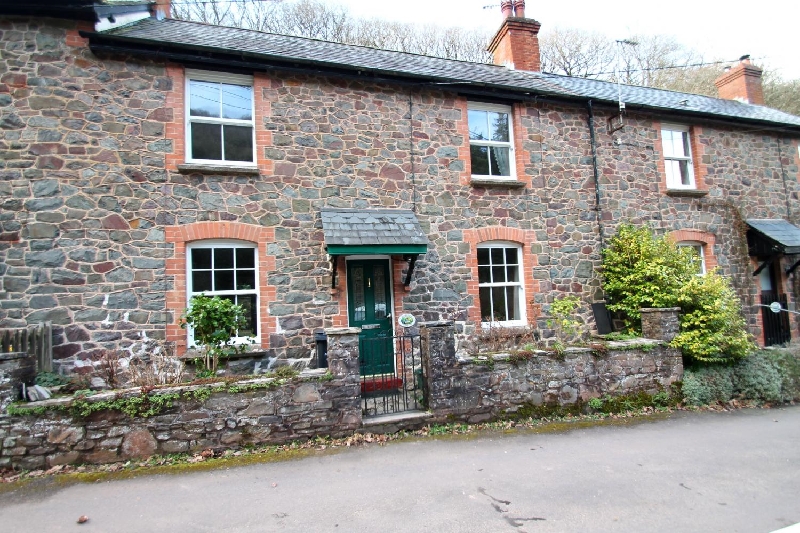 Somerset Cottage Holidays - Click here for more about Robins Brook