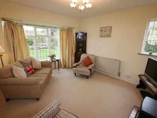 Daffy-Down-Dilly is located in Wadebridge