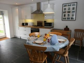 Sundowner Holiday Cottage