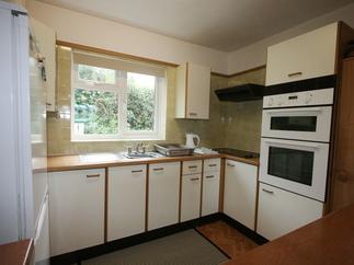 Longships Holiday Cottage