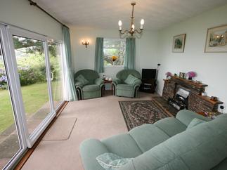 Windwhistle Holiday Cottage