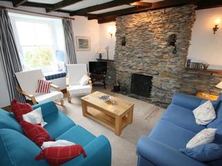 Twixtu is in Fowey, Cornwall