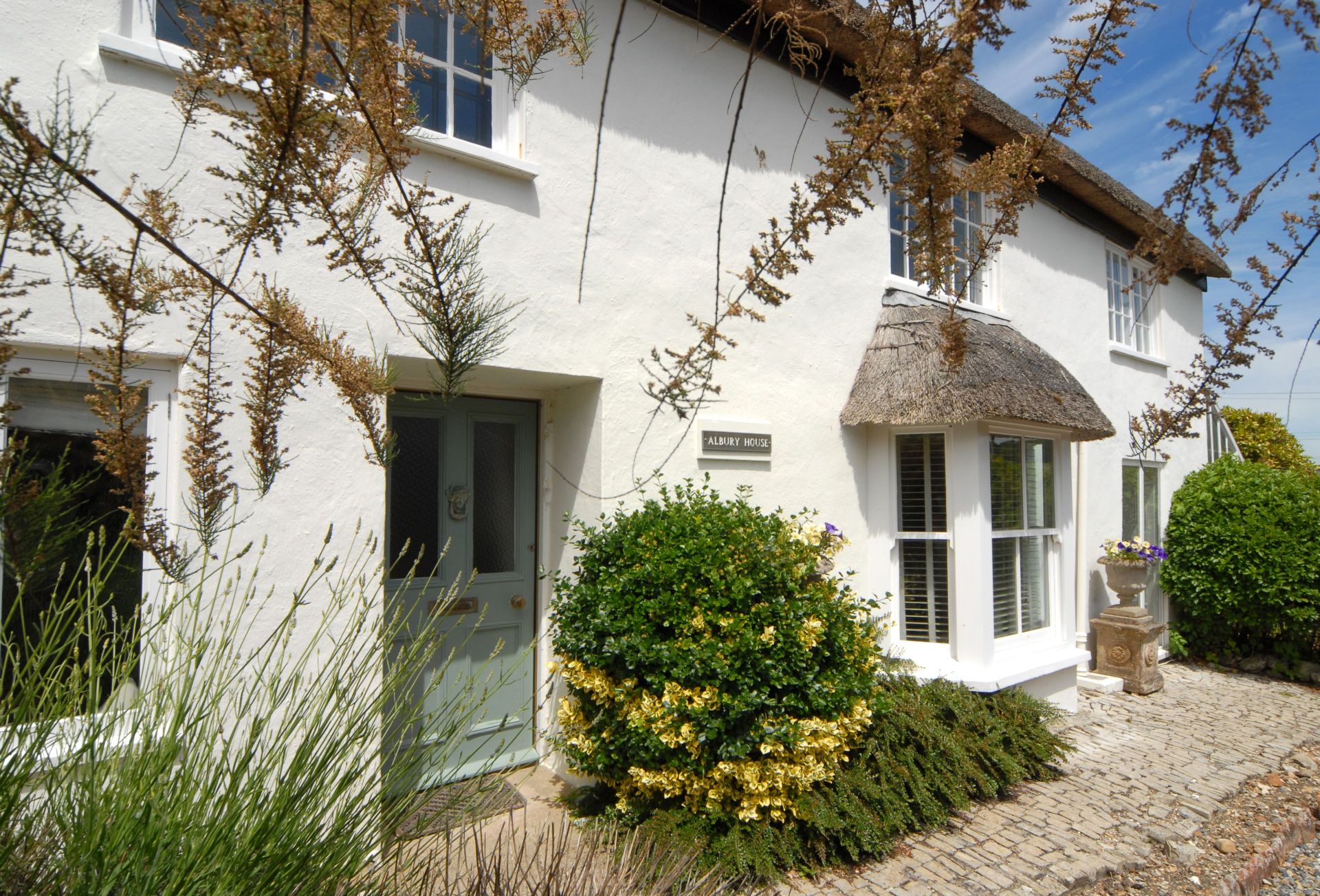Dorset Cottage Holidays - Click here for more about Albury House