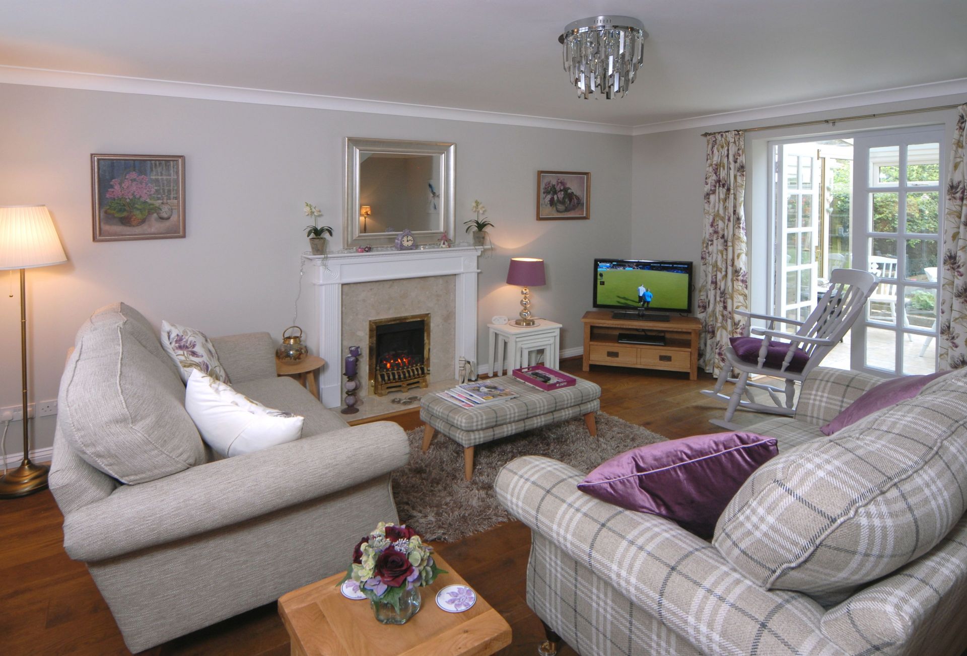 Gloucestershire Cottage Holidays - Click here for more about Little Shrublands
