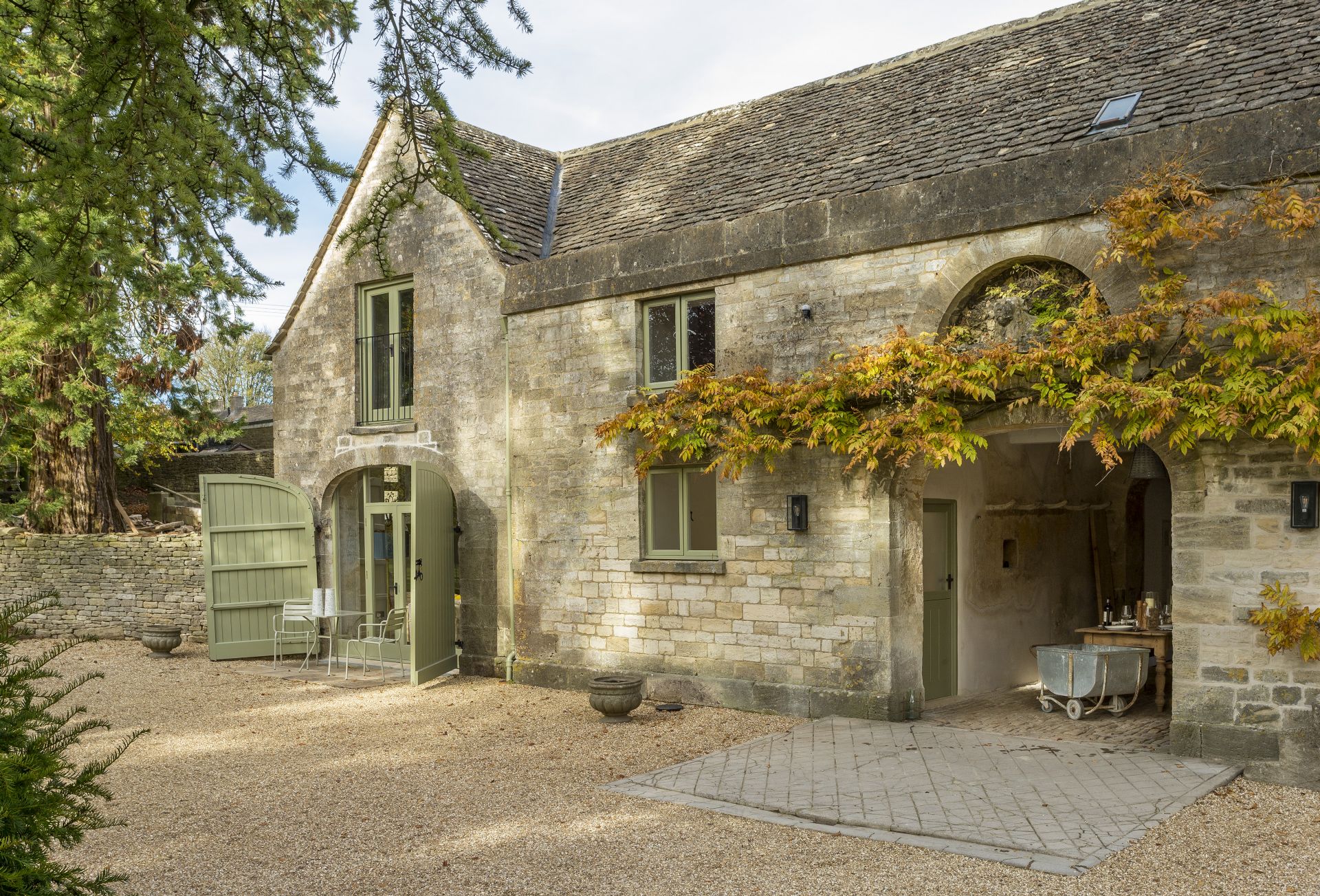 Gloucestershire Cottage Holidays - Click here for more about The Coach House at The Lammas