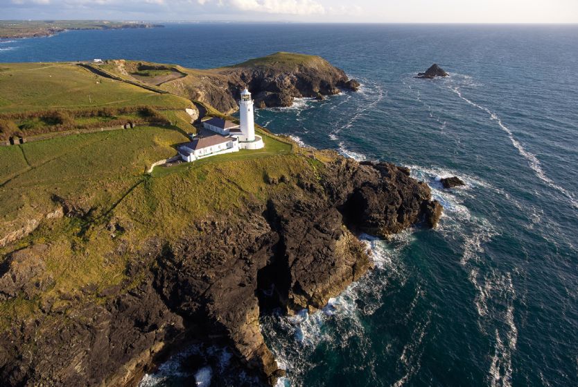 Cornwall Cottage Holidays - Click here for more about Nimbus Cottage