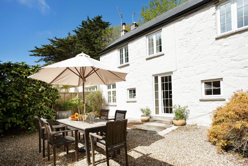 Cornwall Cottage Holidays - Click here for more about Mews Cottage