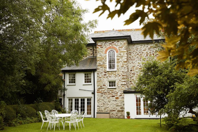 Cornwall Cottage Holidays - Click here for more about Rosemundy Villa