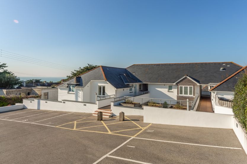 Cornwall Cottage Holidays - Click here for more about 4 Pentire Rocks