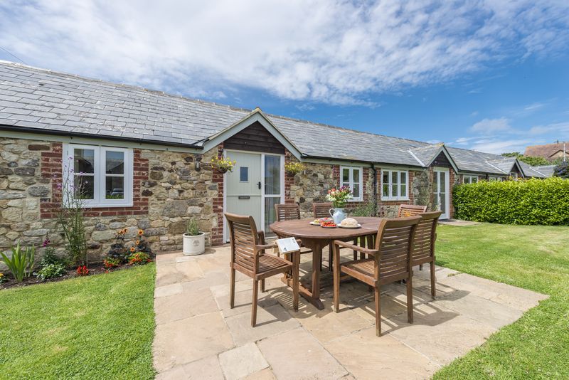 Dorset Cottage Holidays - Click here for more about Chestnut Cottage