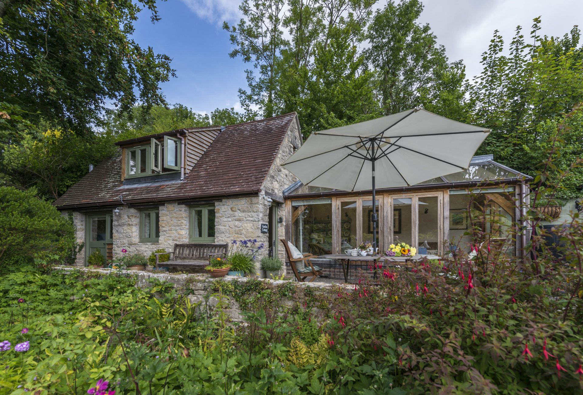 Dorset Cottage Holidays - Click here for more about Garden Cottage