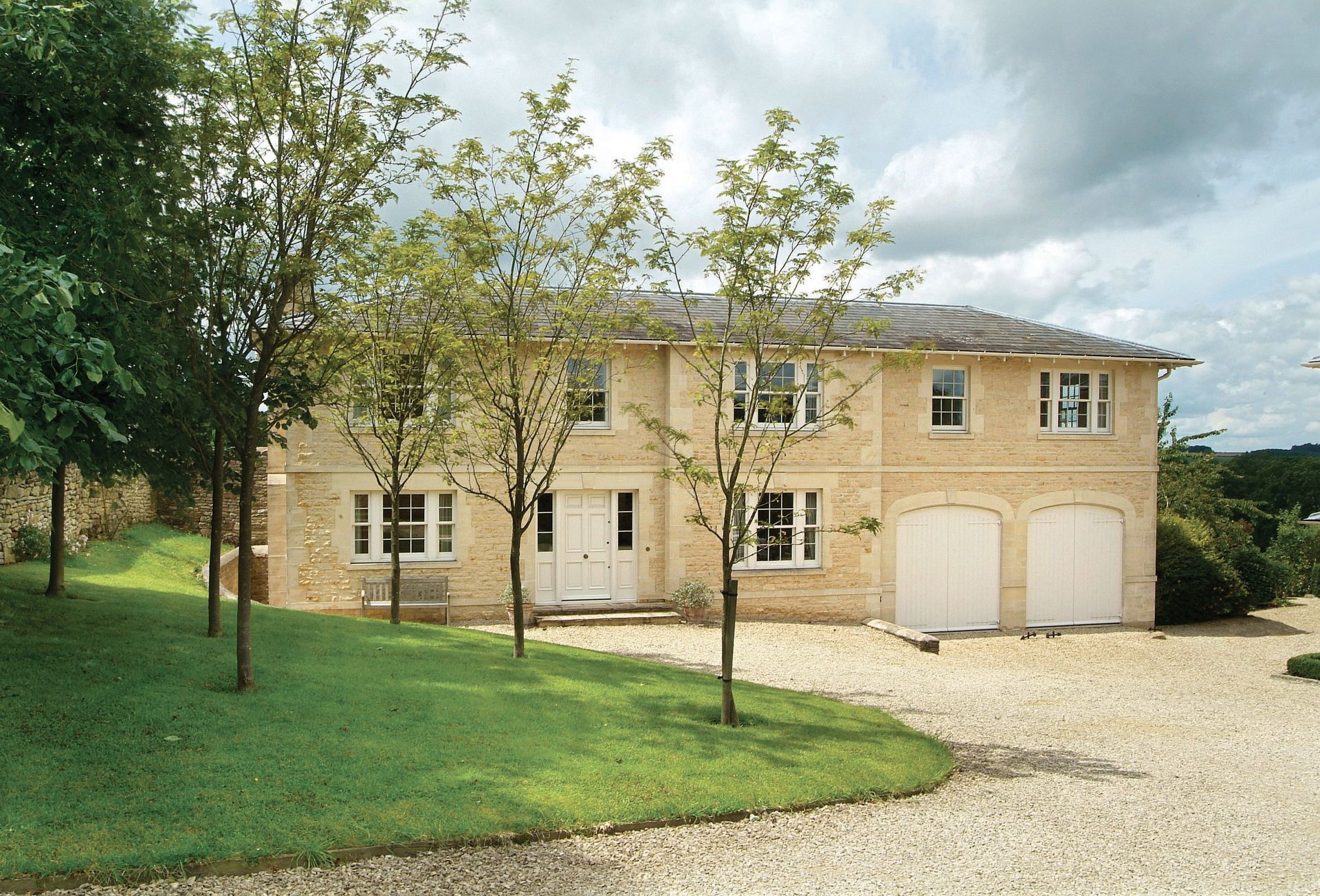Gloucestershire Cottage Holidays - Click here for more about Le Manoir