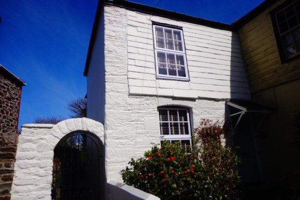 Cornwall Cottage Holidays - Click here for more about Cob Cottage