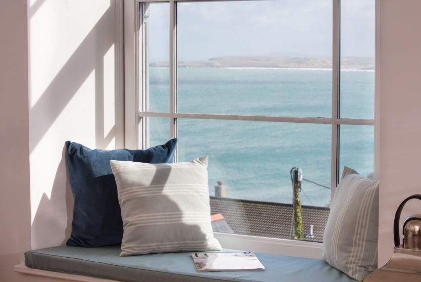 Cornwall Cottage Holidays - Click here for more about 8 Fernhill