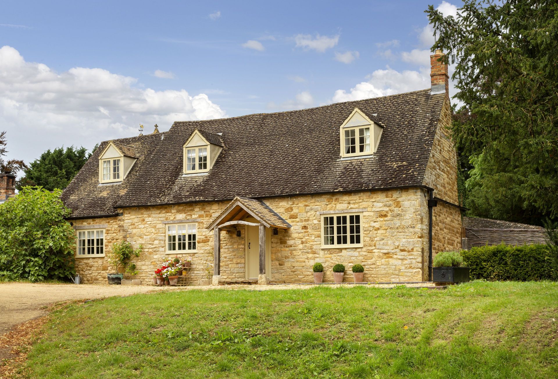 Gloucestershire Cottage Holidays - Click here for more about Kitchen Garden Cottage