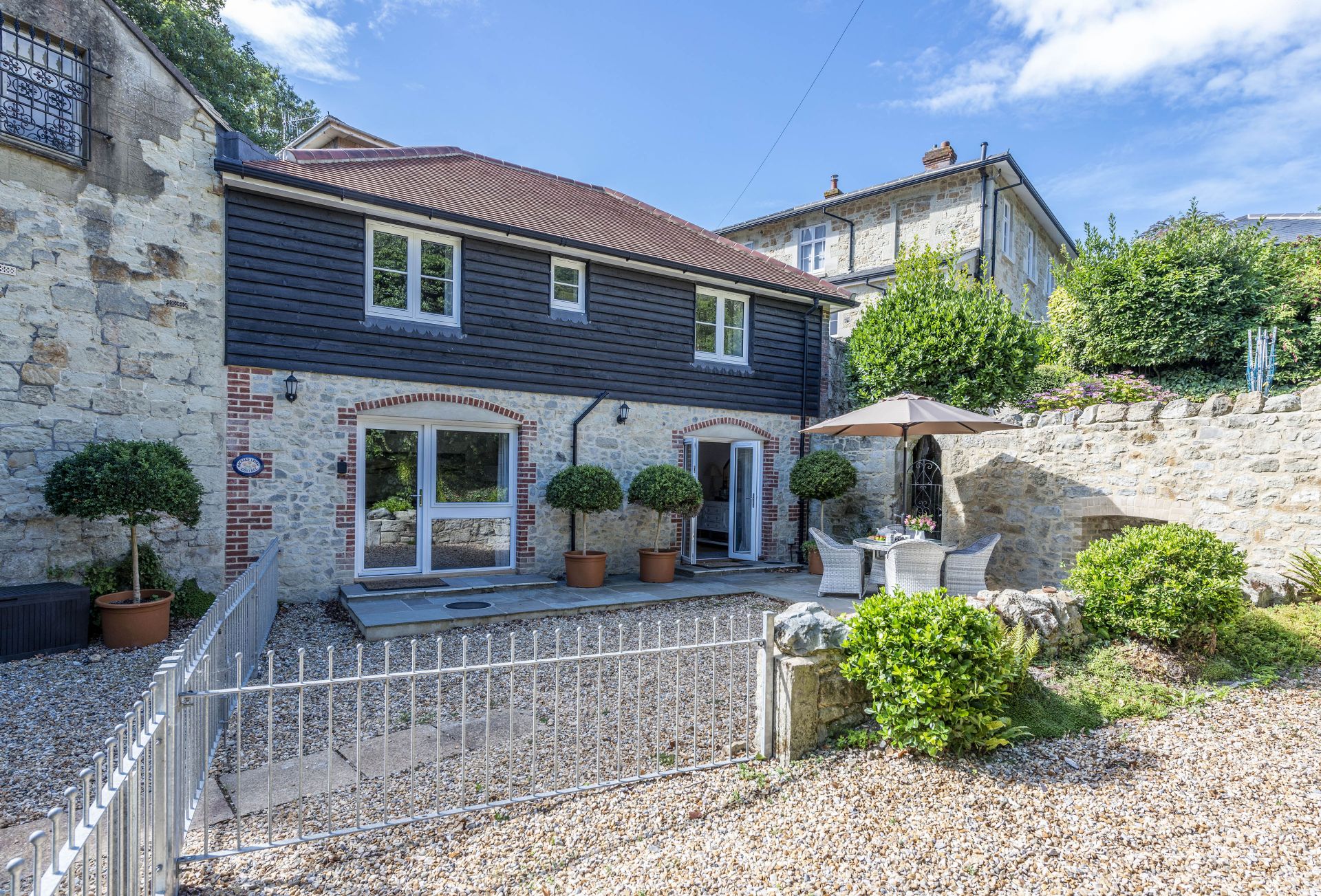 Dorset Cottage Holidays - Click here for more about Orchard Leigh Cottage