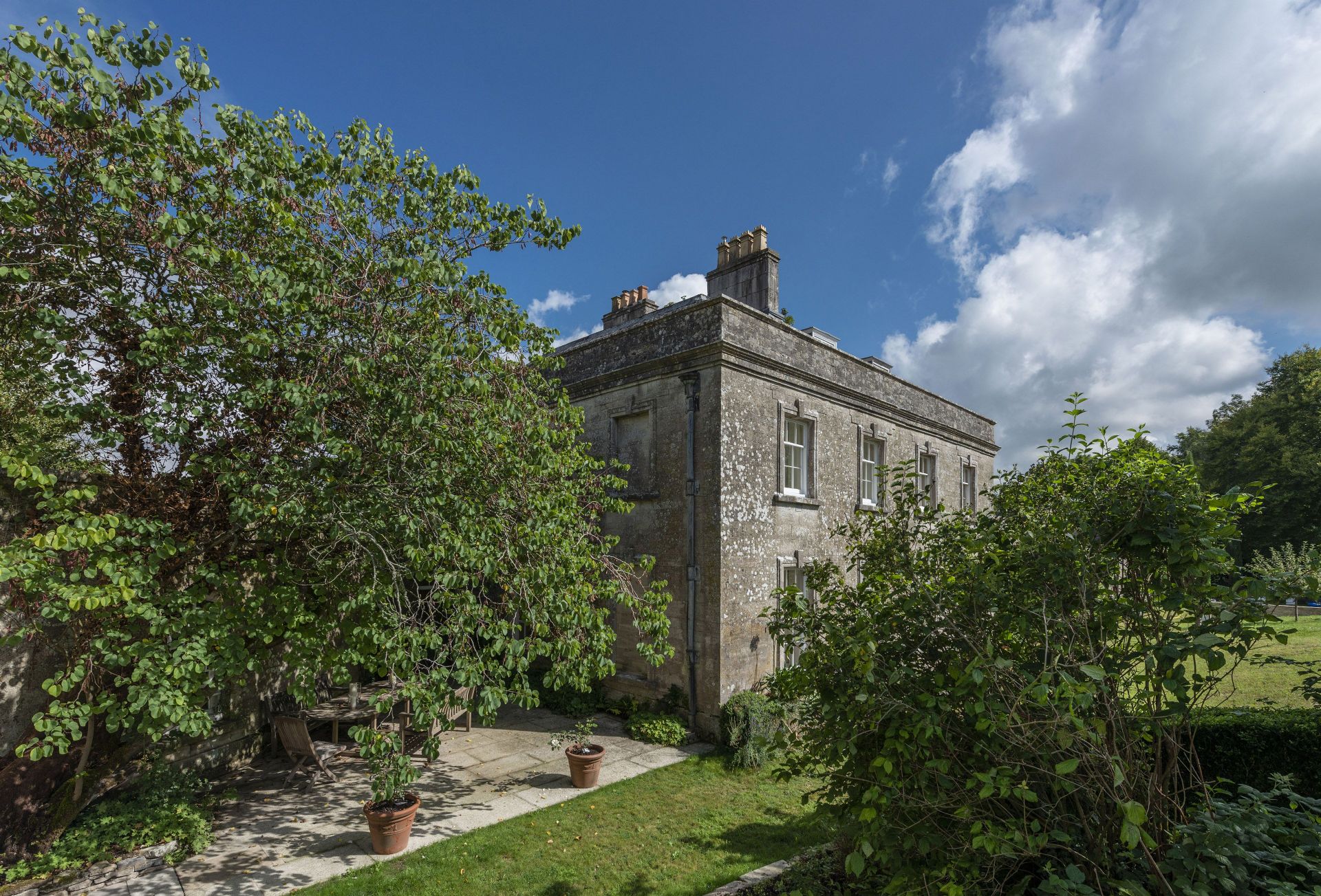 Dorset Cottage Holidays - Click here for more about Park House