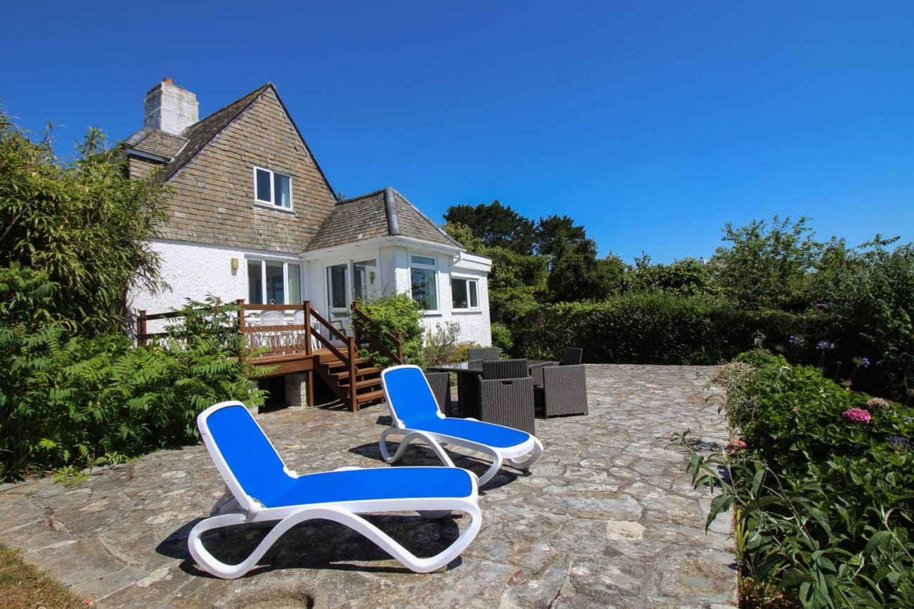 Cornwall Cottage Holidays - Click here for more about Brigids Patch