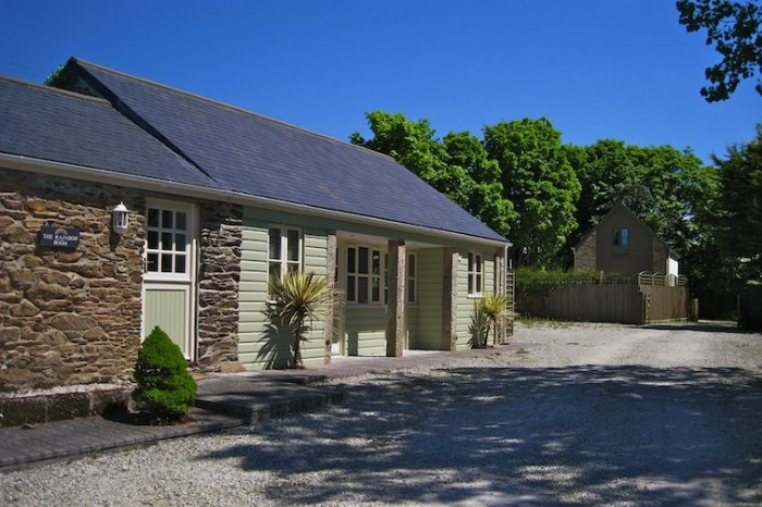 Cornwall Cottage Holidays - Click here for more about Starlight Barns