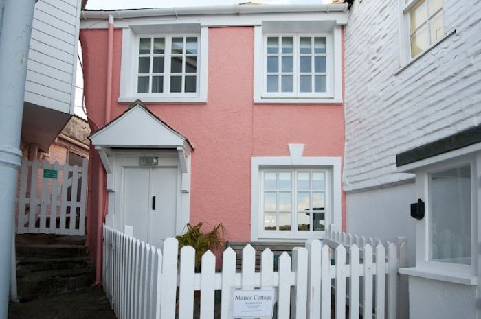 Short Break Holidays - Manor Cottage
