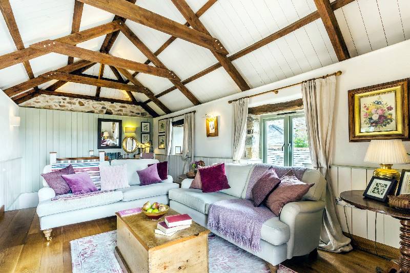 Click here for more about Old Pear Tree Barn