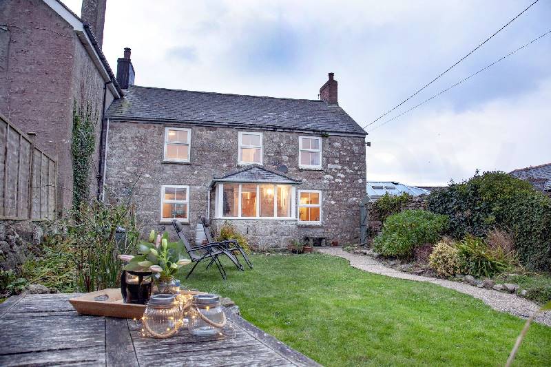 Cornwall Cottage Holidays - Click here for more about Laity Vean Farmhouse and Hideaway