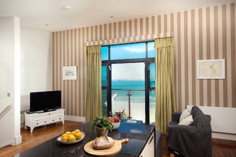 Cornwall Cottage Holidays - Click here for more about 3 Porthminster Mews
