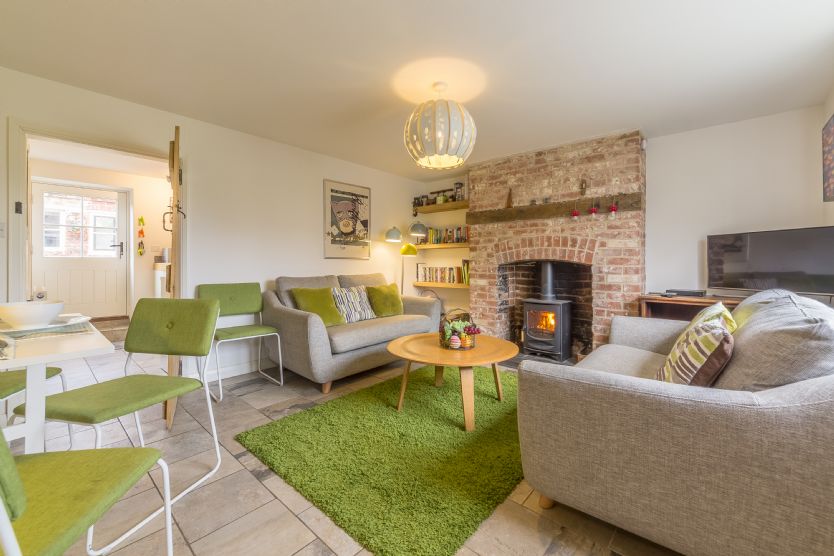 Norfolk Cottage Holidays - Click here for more about Chiffchaff Cottage