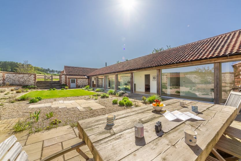 Norfolk Cottage Holidays - Click here for more about The Cart Shed
