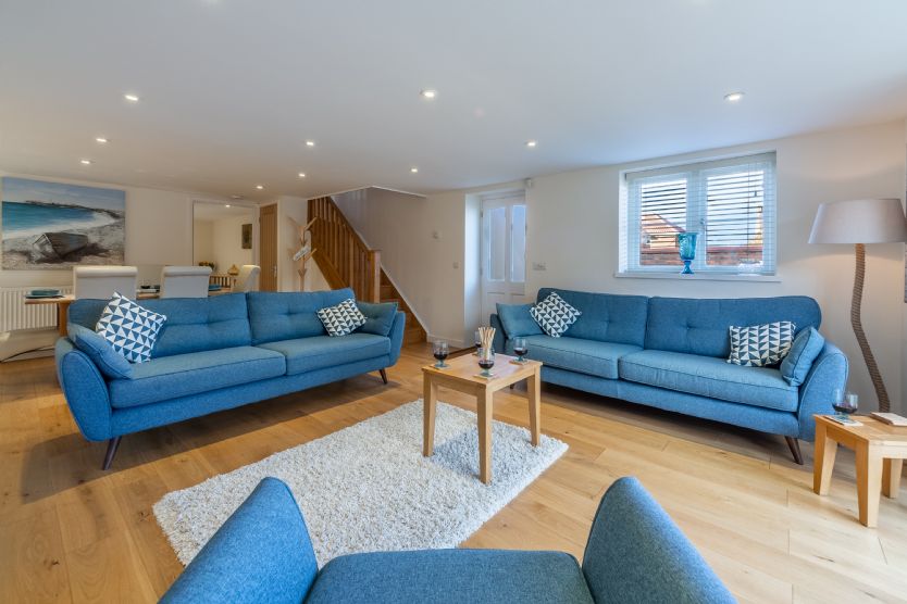 Norfolk Cottage Holidays - Click here for more about Stone Lodge