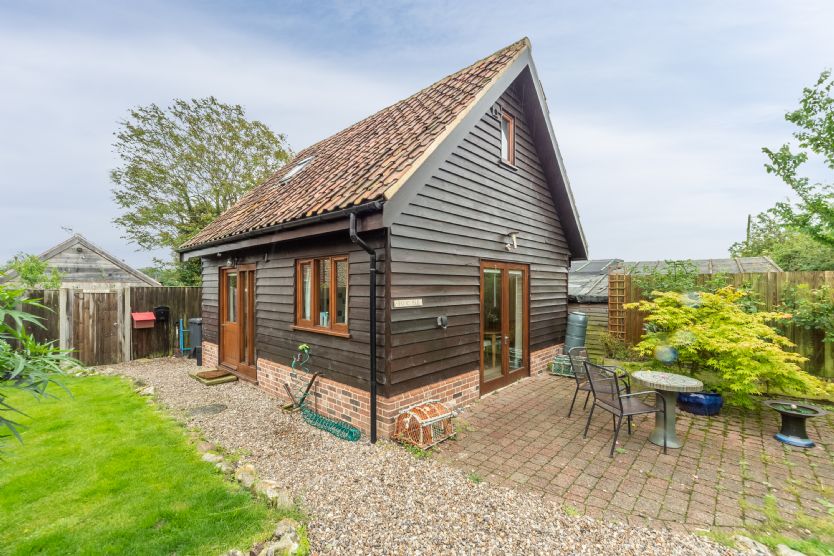 Norfolk Cottage Holidays - Click here for more about Focsle