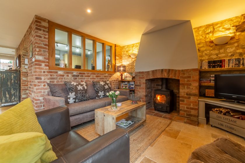Norfolk Cottage Holidays - Click here for more about Cog Cottage