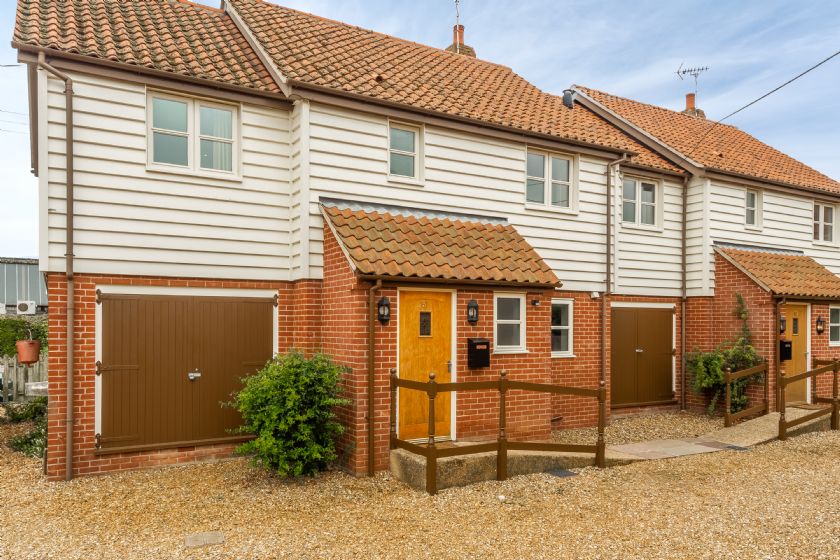 English Cottage Holidays - Railway Cottage 1