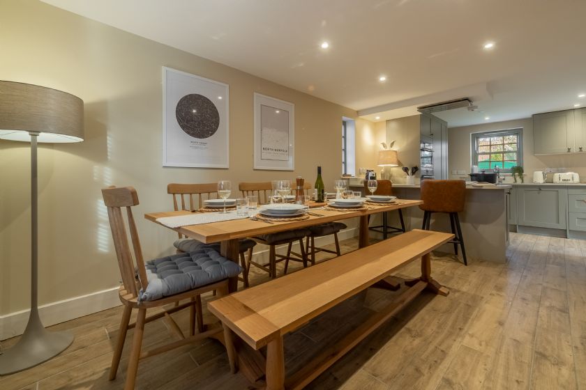 Norfolk Cottage Holidays - Click here for more about Foxhill House