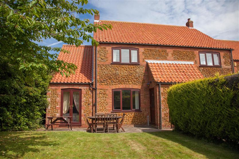 Norfolk Cottage Holidays - Click here for more about The Cottage (EC)