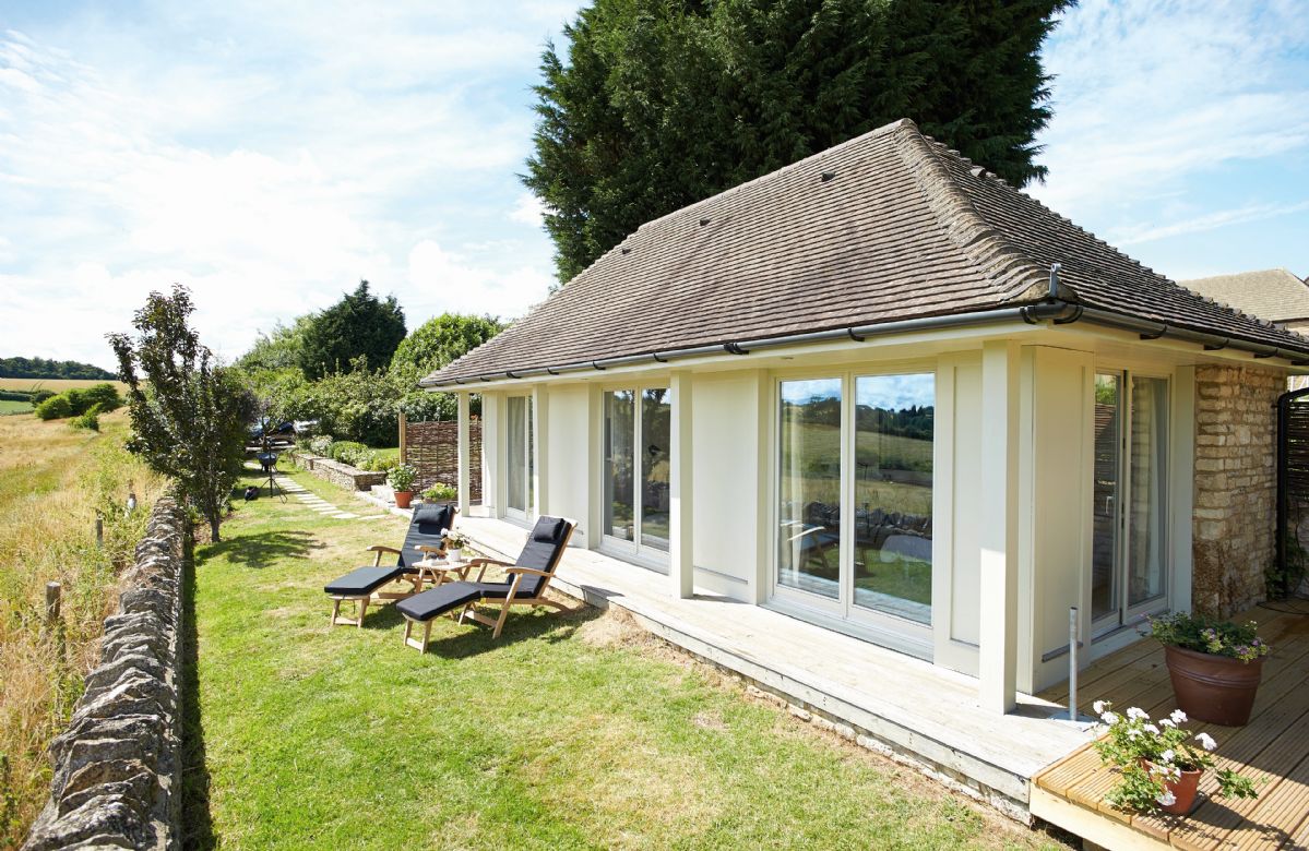 Oxfordshire Cottage Holidays - Click here for more about The Pavilion