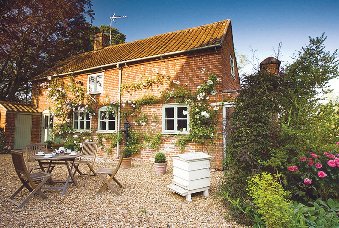 Norfolk Cottage Holidays - Click here for more about Stockman's Cottage