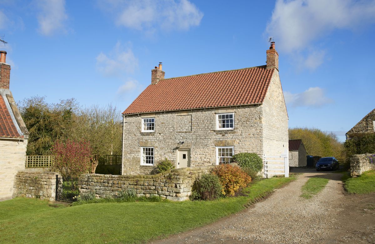 Yorkshire Cottage Holidays - Click here for more about Lime Kiln Farmhouse