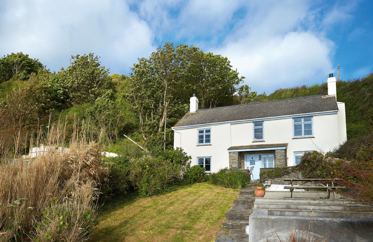 Click here for more about Downsteps Beach House