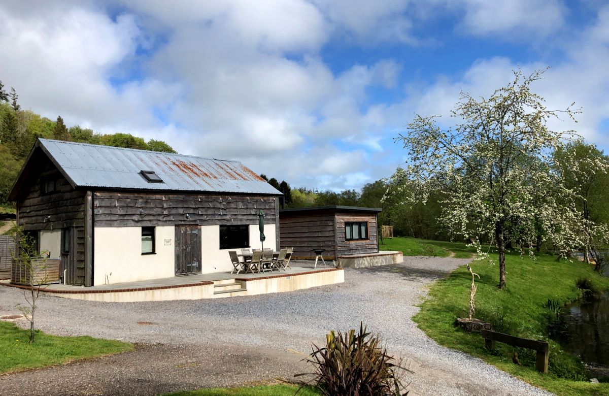 Dorset Cottage Holidays - Click here for more about Wellhayes Barn