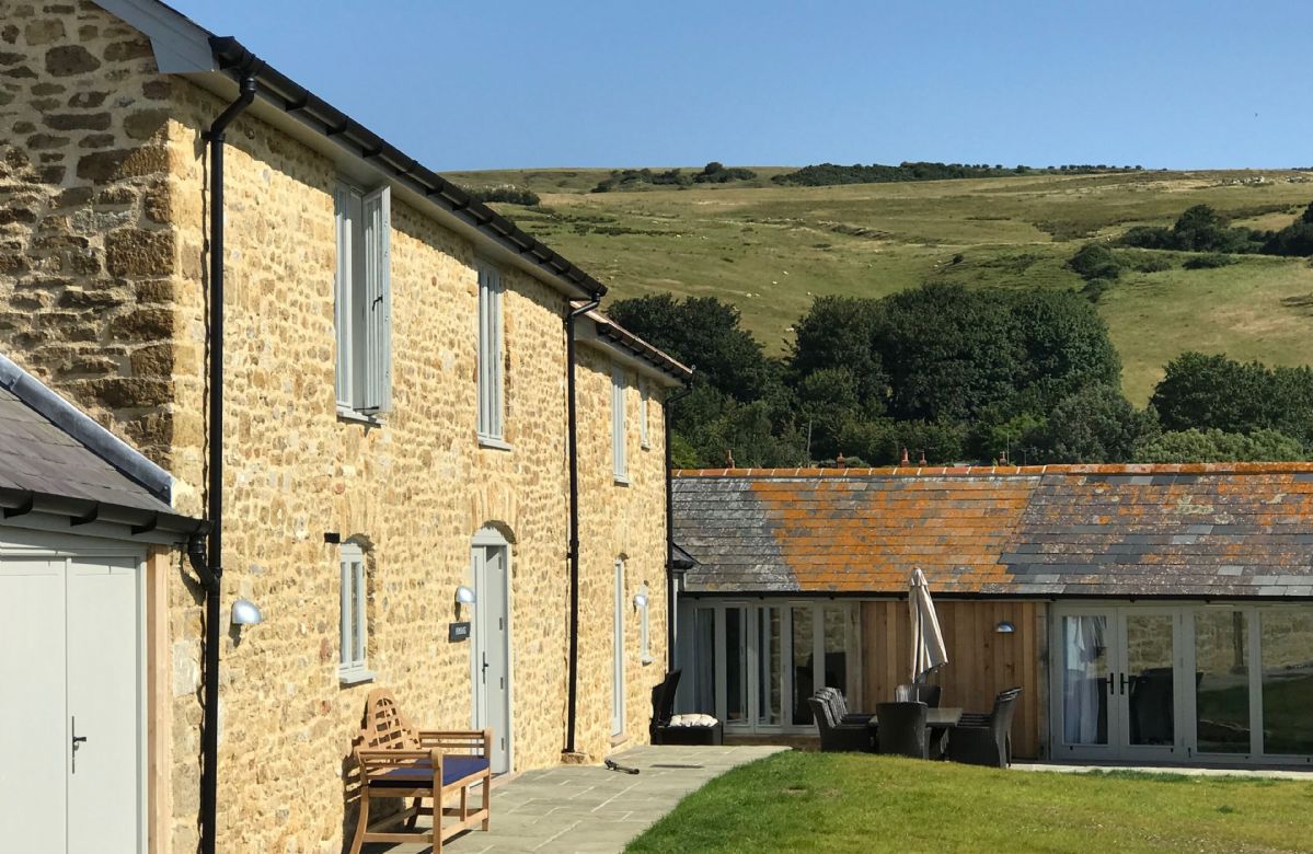 Dorset Cottage Holidays - Click here for more about Furlongs