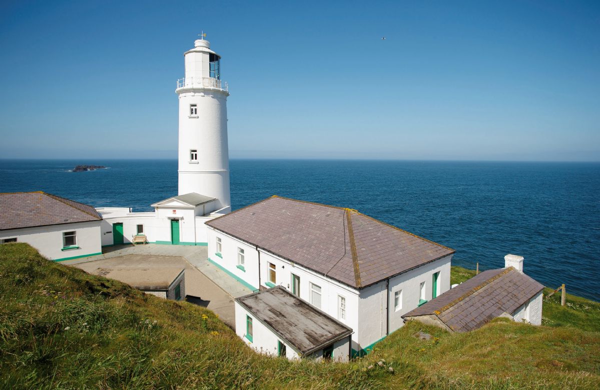 Cornwall Cottage Holidays - Click here for more about Verity Cottage