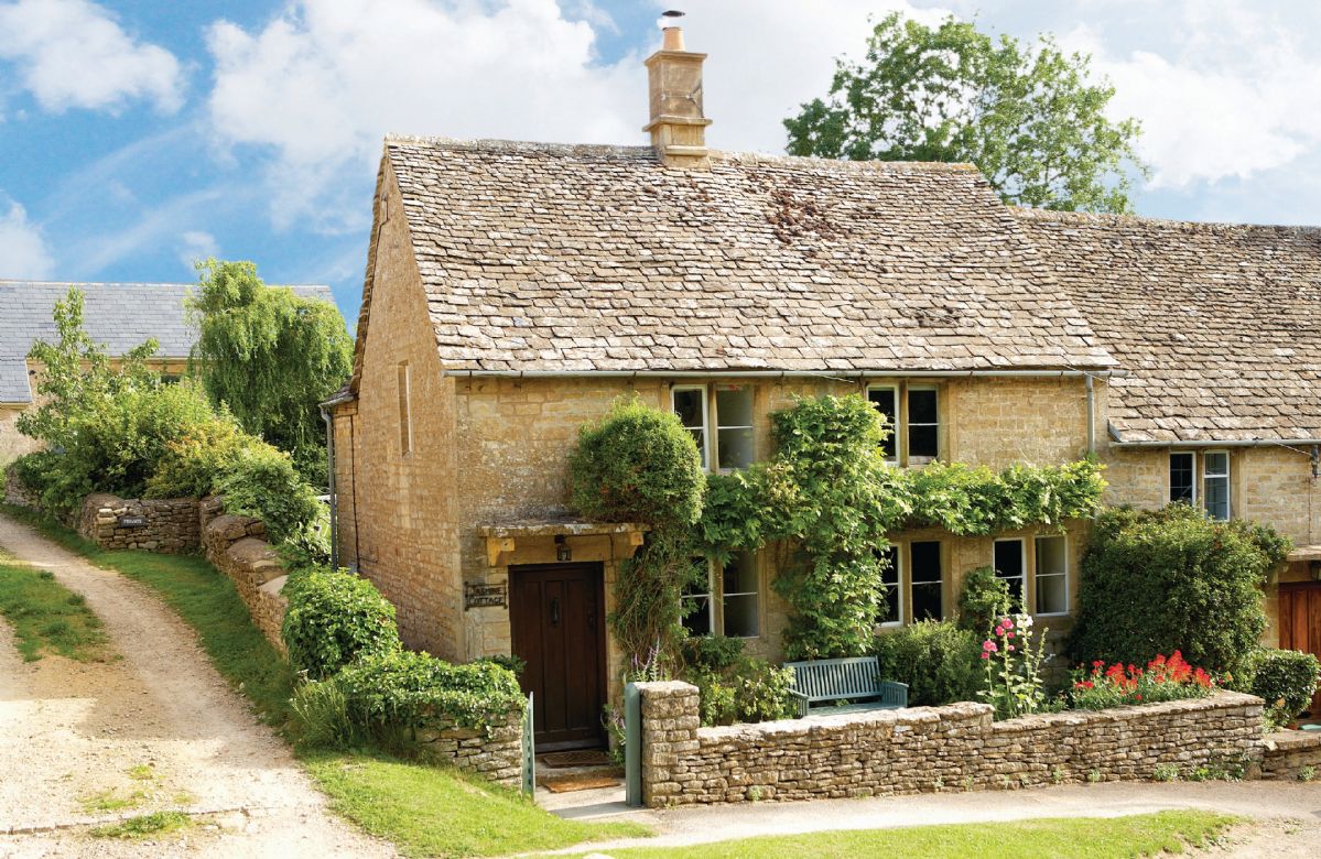 Oxfordshire Cottage Holidays - Click here for more about Jasmine Cottage