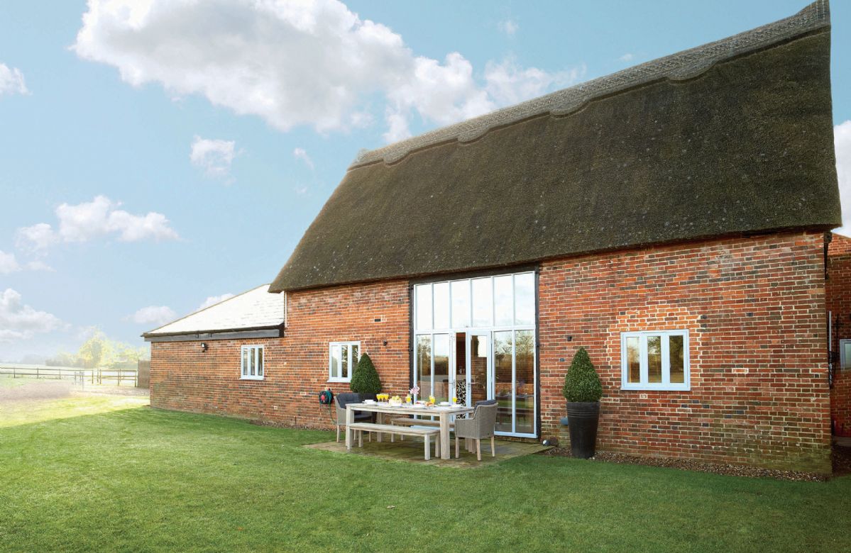 Norfolk Cottage Holidays - Click here for more about Thatch Barn
