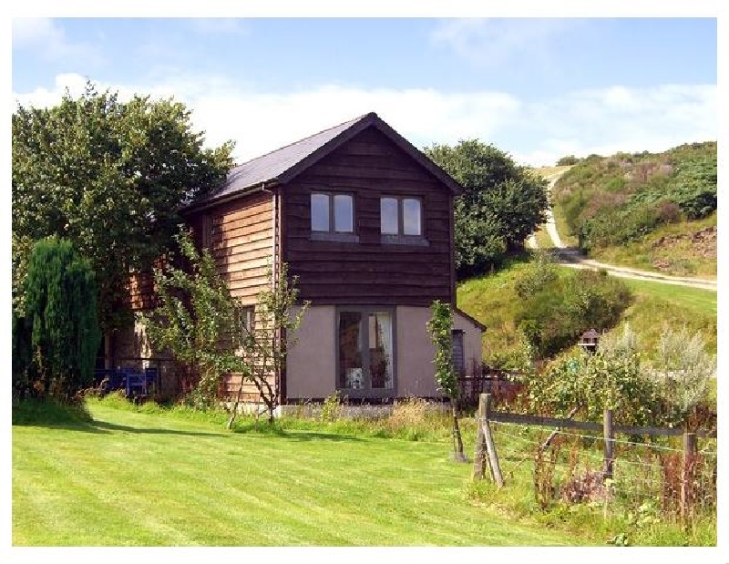 English Cottage Holidays - The Old Cwm Barn